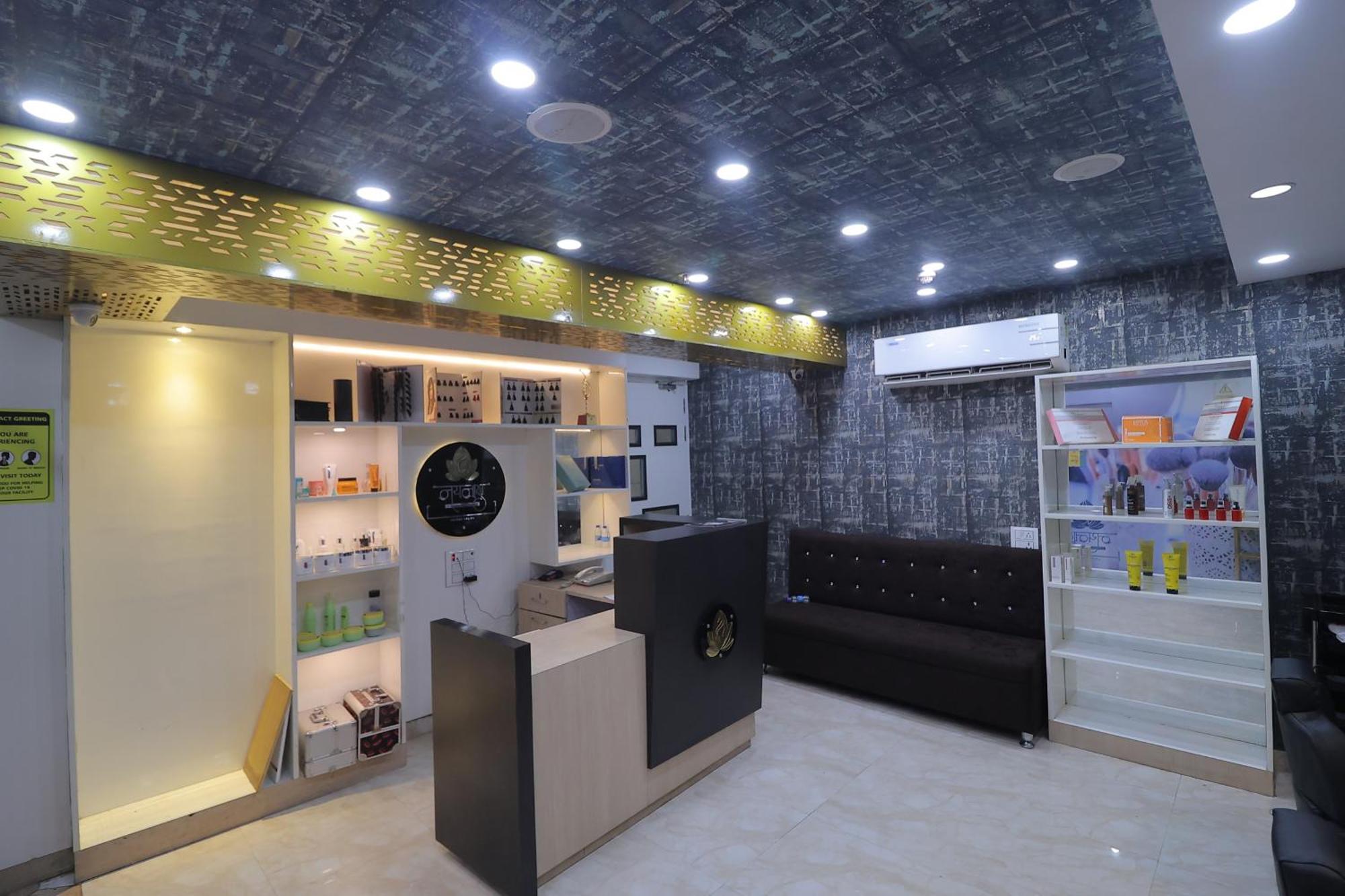 The Grand Arc Hotel & Convention Centre Shahjahanpur ภายนอก รูปภาพ